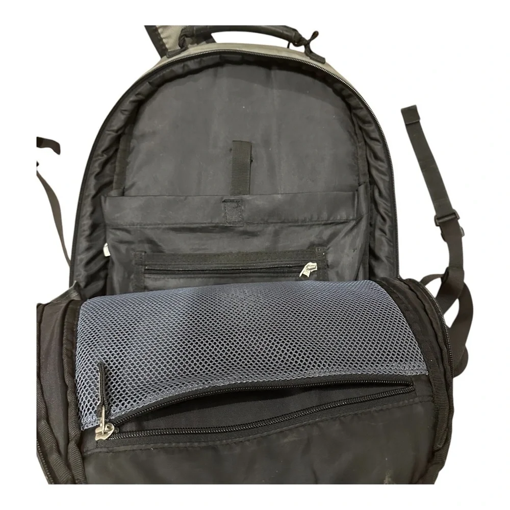Deuter Unisex Urban Padded Back Pack